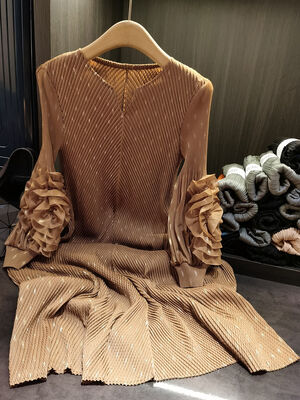 European American New Style Elegant Long Dress Bell Sleeves Autumn Pleated Belt Three-Dimensional Fish Scale Casual Dresses