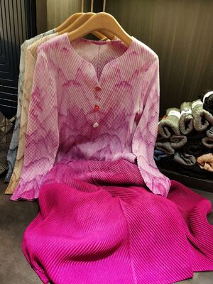 Women's Elegant Dragon Scale Pattern Dress Long Floor-Length A-Line Skirt with Gradient Colors Casual Style