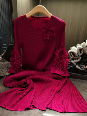 Autumn New Casual Plus Size Dress Elegant High Elasticity Fish Scale Pleated Belt Three-Dimensional Flower Lace Straight