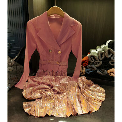 Autumn Chic Elegant Gold-Printed Two-Piece Pleated Waist-Cinching Suit Long-Sleeve Collar Dress New Style Floor-Length Casual