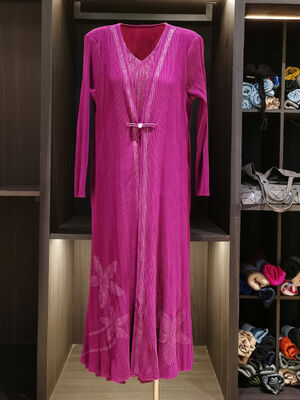 Autumn Casual Elegant Plus Size Midi Dress Fashion V-Neck Pleated with Solid Pattern  Two-Piece Design and Long Sleeves