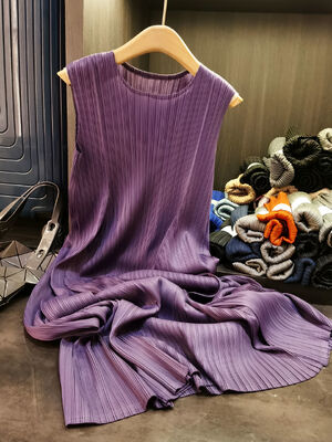 Premium Summer Sleeveless Mid-Length Dress Elegant Simple High-End Casual Style with Solid Color Versatile Slimming Neck Dress