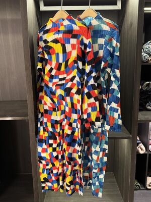 Women's Elegant Casual Mid-Length Dress Unique Design Long Sleeve Stand Collar Pleated Autumn New Color Block Chiffon Natural