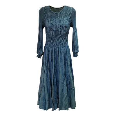 Elegant Pleated Dress for Spring/Summer Versatile Casual Lantern Sleeves Slimming Pleated Waist Solid Color Elegant