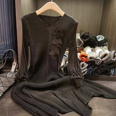 Versatile Design Solid Color Long Sleeve Midi Plus Size Fish Scale Pleated Slimming Three-Dimensional Front Button New Stylish