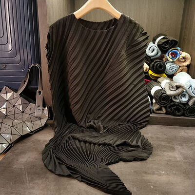 Women's Summer New Pleated Loose Plus Size Midi Dress Solid Color round Neck Woven Irregular Dress