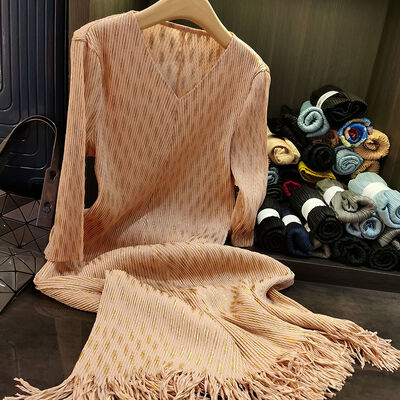 Striped Gold Dress Temperament V-neck Fashionable  Fringe Pleated Mid Length Skirt