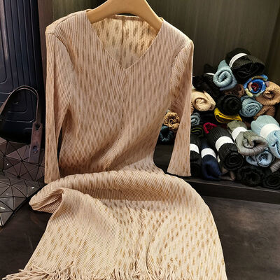 Striped Gold Dress Temperament V-neck Fashionable  Fringe Pleated Mid Length Skirt
