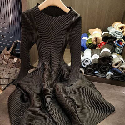 Elegant Women's Mid-Length Skirt Pleated Design High-End  Large Size Washable Floor-Length