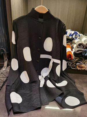 High End Three House Style Stand up Collar Polka Dot Loose Oversized Pleated Dress Single Breasted Shirt Skirt for Women's Sprin