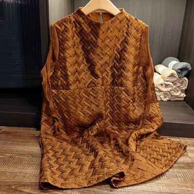 Design Idea Half High Neck Net Yarn Sleeve Braided Pleated Dress Loose Flesh Shading Thin A-line Skirt Woman New Spring