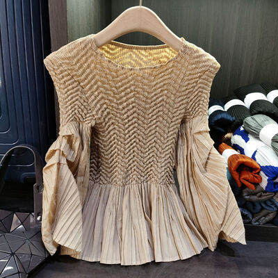 Nice Fashion Simple Pleated Suit Women's New Autumn Simple Design Pleated Top Wide Leg Pants Two-piece Set