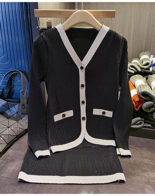 Foreign Trade Anti-aging Outfits Women's Fashion Spring and Summer New Casual Elegant Cardigan Top Women's High-end Pleated Skirt