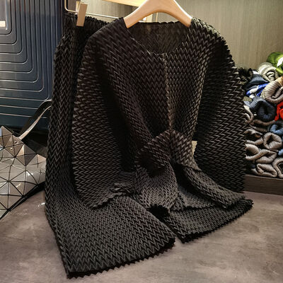 Western Commuting Waist Compression Pleated Top Wide Leg Pants Two-piece Set 2024 Autumn New Fashion Pleated Suit Women