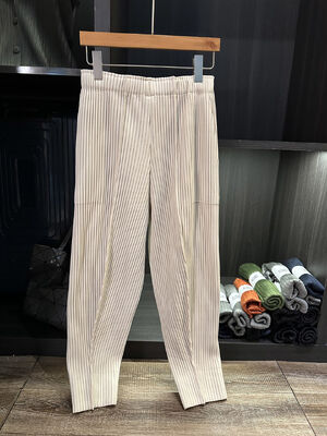 Autumn High Waist Elegant Casual Pants Commuter Nine-Point Slimming Elastic Waist High-End Solid Color Pleated Loose Fit Flat