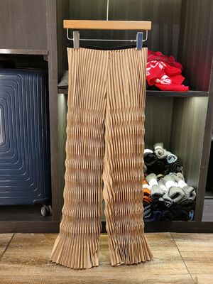 High-End Women's Casual Elastic Waist Straight-Leg Pants New Summer Style Versatile Slimming Wavy Pattern Simple Solid Loose