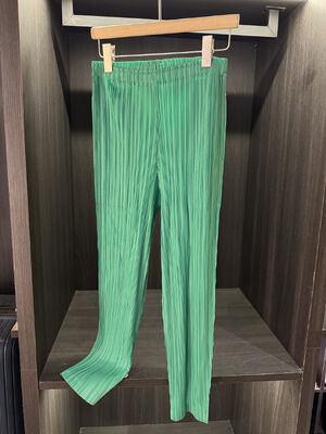 Women's High-End Summer Jogger Pants Elegant Versatile Slimming Elastic Waist New Style Ankle-Length Skinny Pant Pleats Loose