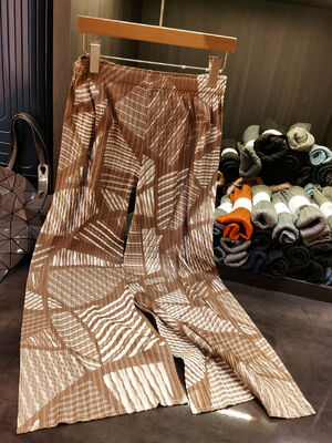 Women's High Waist Elegant Elastic Straight-Leg Casual Pants Unique Irregular Print New Summer Collection Wide-Leg Flat Design