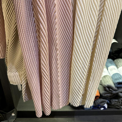 New design Women's High-End Dragon Scale Pleated Tapered Pants Versatile Slimming Elastic Satin Waist Loose Casual for Autumn