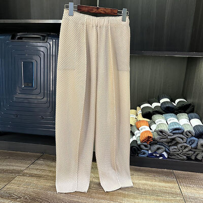 New design Women's High-End Dragon Scale Pleated Tapered Pants Versatile Slimming Elastic Satin Waist Loose Casual for Autumn