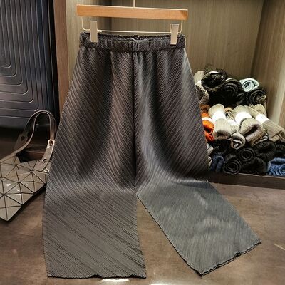 High Waisted Wide Leg Pants for Women in Summer, New Pleated Design, Versatile Solid Color Cropped Pants