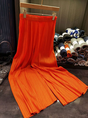 Spring 2025 Women's Loose Solid Color Pleated Elastic Plus Size Women's Pants