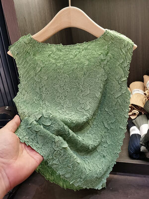 High Elastic Comfortable Sequined Floral Printed  Pleated Sleeveless T-shirt Summer New Women's Vests & Waistcoats