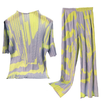 Women's Summer Two-Piece Casual Suit Color-Blocked Printed Pleated Stand-Up Collar Short-Sleeved T-Shirt Loose New Slimming Look