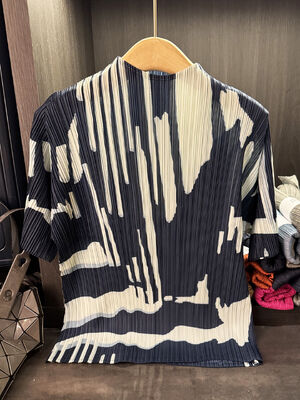 Women's Summer Two-Piece Casual Suit Color-Blocked Printed Pleated Stand-Up Collar Short-Sleeved T-Shirt Loose New Slimming Look