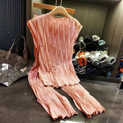 Women's Summer New Simple Fashion Satin Two-Piece Set Casual Style Commuting Sleeveless Top Straight-Leg Pants Pleated Design