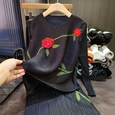 Summer Casual Two-Piece Set Neck Top Paired Retro Chic Elastic Waist Skirt Woven Stereo Flower-Decorated Loose Fit Daily Wear