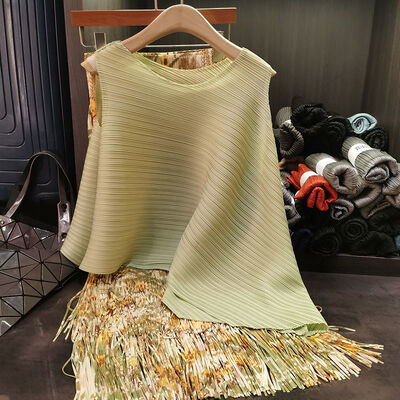 Summer New Short Length Above Knee Irregular Pleated Round Neck Sleeveless Vest with Fashionable Printed Tassel Skirt Set