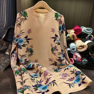 Early Spring New Pleated V-Neck Floral Printed Dress Stylish Plus Size Women's Mid Length Chiffon Skirt Natural Waistline