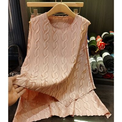 Women's Two-Piece Set High-End Design Casual Style Summer New Fashion Solid Color Pleated Suit Short Sleeveless Top Skirt