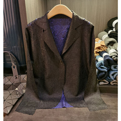 Women's Pleated Casual Small Suit Top Long Sleeve Short Coat with Single Button Closure Solid Design Top Women's Fashion