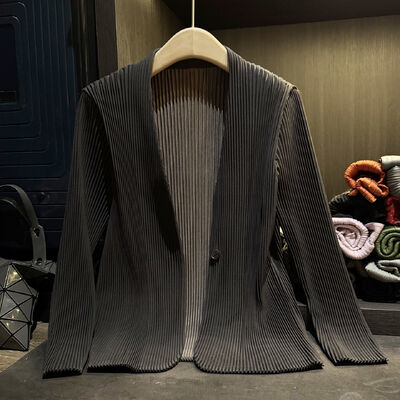 High-End Waterproof Casual Textured Pleated Fashion Blazer Cardigan for Autumn Elegant Solid Color Top