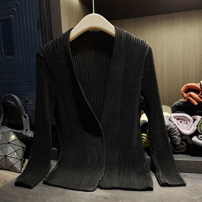 High-End Waterproof Casual Textured Pleated Fashion Blazer Cardigan for Autumn Elegant Solid Color Top
