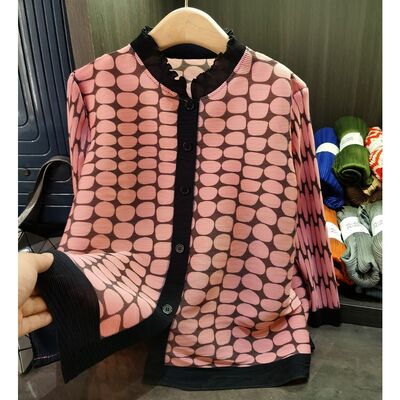 Women's Chic Printed Pleated Chiffon Top Beautiful Lace Stand-Up Collar Three-Quarter Sleeve Loose Casual Outerwear for