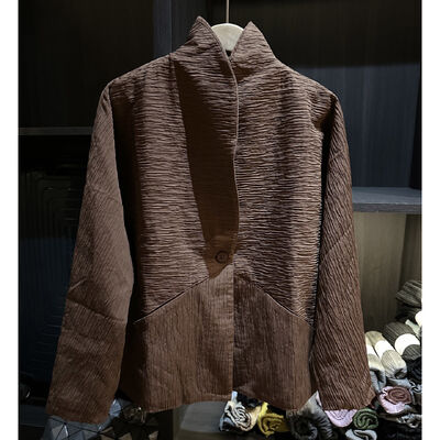 Elegant temperament, high-end design sense, spliced solid color lapel jacket, autumn and winter pleated Cota