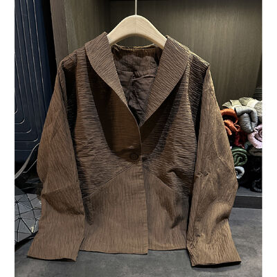 Elegant temperament, high-end design sense, spliced solid color lapel jacket, autumn and winter pleated Cota