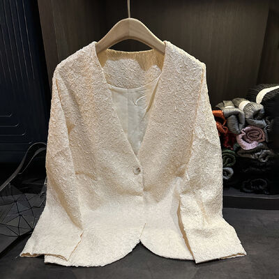 Small suit  Coat for women in autumn, with a high-end feel and pleated loose top, exuding a stylish commuting vibe