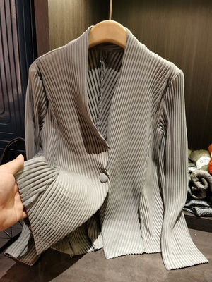 Women's Elegant Autumn One-Button Solid Color Jacket High-End Slimming Pleated Long Sleeve Casual Waterproof for Simple