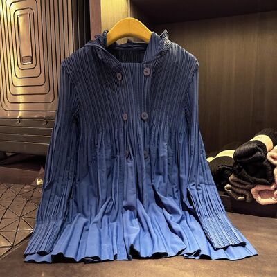 Autumn New Korean Style European American Pleated Women's Trench Coat Long-Sleeve Loose Smooth Three-Dimensional Feel Coat