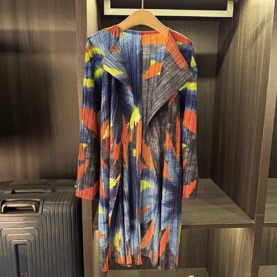 Autumn New Style High-End Windbreaker Elegant Casual Mid-Length Coat Contrasting Color Printed Pleated Suit Collar Long