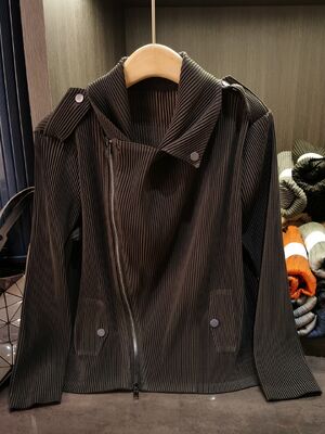 High-End Retro Street Style Women's Motorcycle Jacket Elegant Casual Large Lapel Zipper Long Sleeve Solid Sheep Skin for Autumn