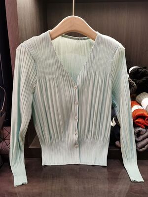 Korean Style Women's V-Neck Cardigan High-End Solid Color Breathable Casual Spring Summer New Short Long Sleeve Coat All-Match