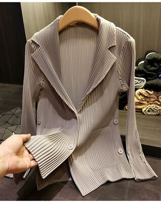 Elegant Versatile Slimming Women's Blazers Solid Color Slim-Fit Pleated Suit with Long Sleeves Top