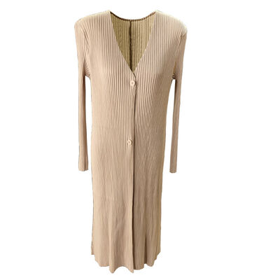 High-End Women's V-Neck Cardigan Elegant Relaxed Style Slimming Pleated Top for Spring Autumn Casual Mid-Length Outfit