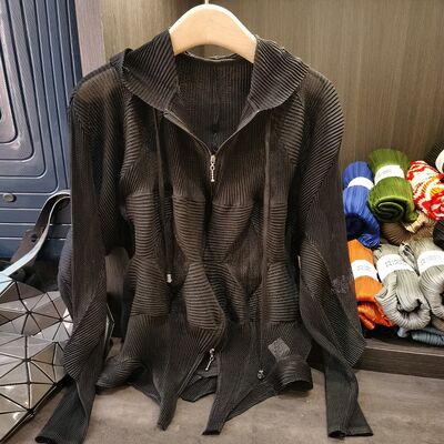Women's  Irregular Wrinkled Hoodie with Waterproof Feature New Spring Collection Top in Polyester Lining