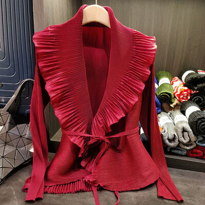 Women's Elegant Pleated Lace-up Cardigan Top Long Sleeved Spring/Summer Coat with Polyester Lining New Style